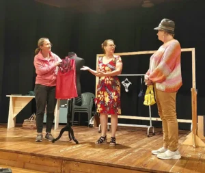 Theater_Hallau_Proben_Altweiberfrühling